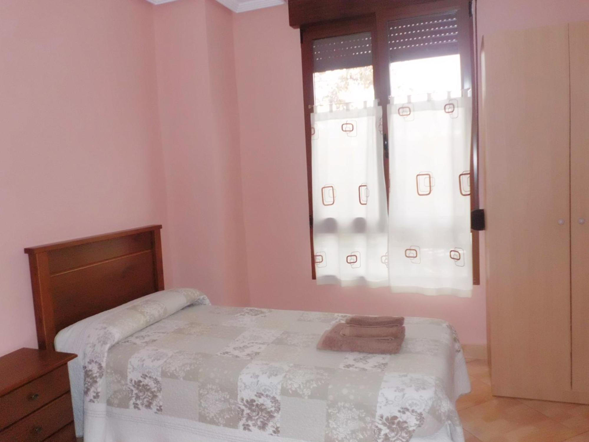 Hostal Abastos Валенсия Экстерьер фото
